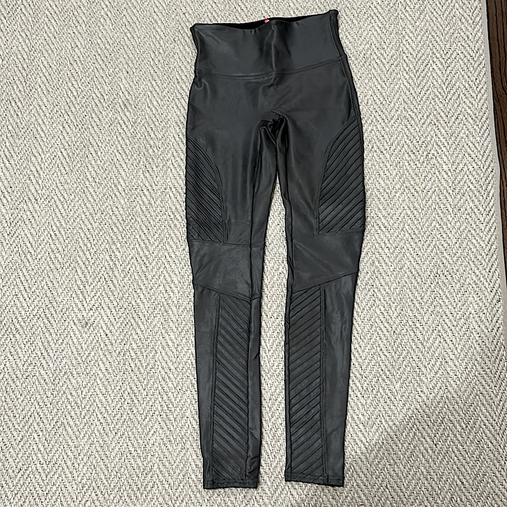 Spanx motto leggings …gray/black